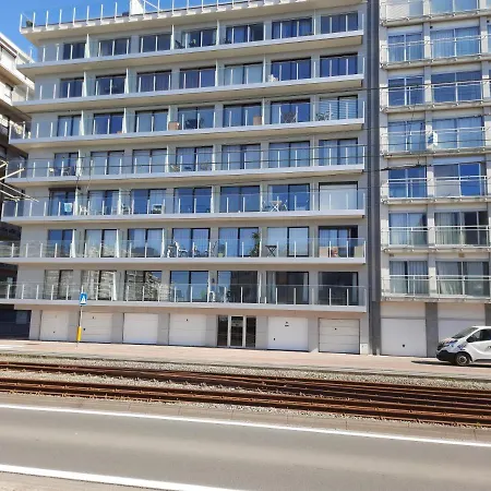 Beachstudio Westende With Sea View Apartment *