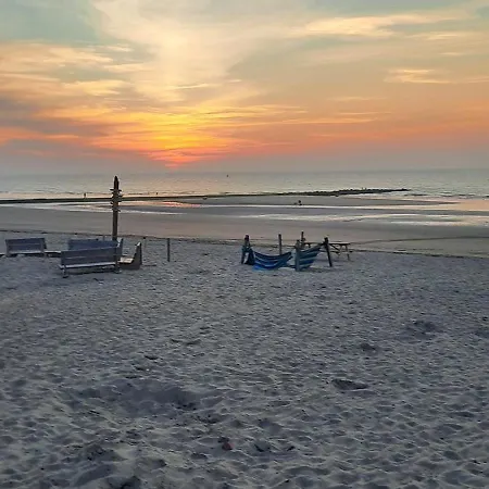 Beachstudio Westende With Sea View Apartament